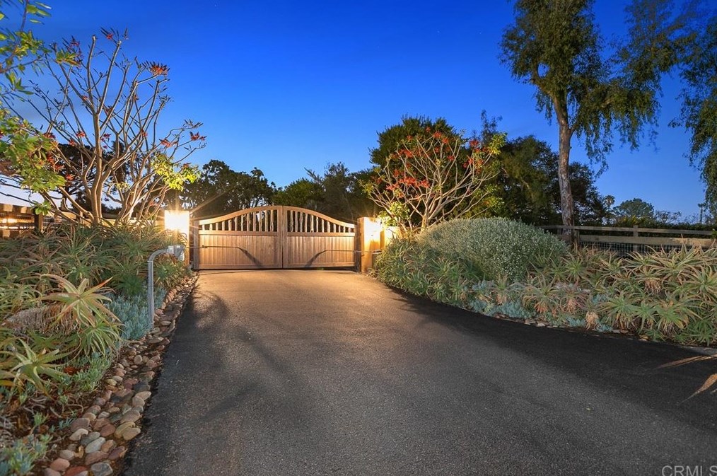 6112 Lago Lindo, Rancho Santa Fe, CA 92067-9514