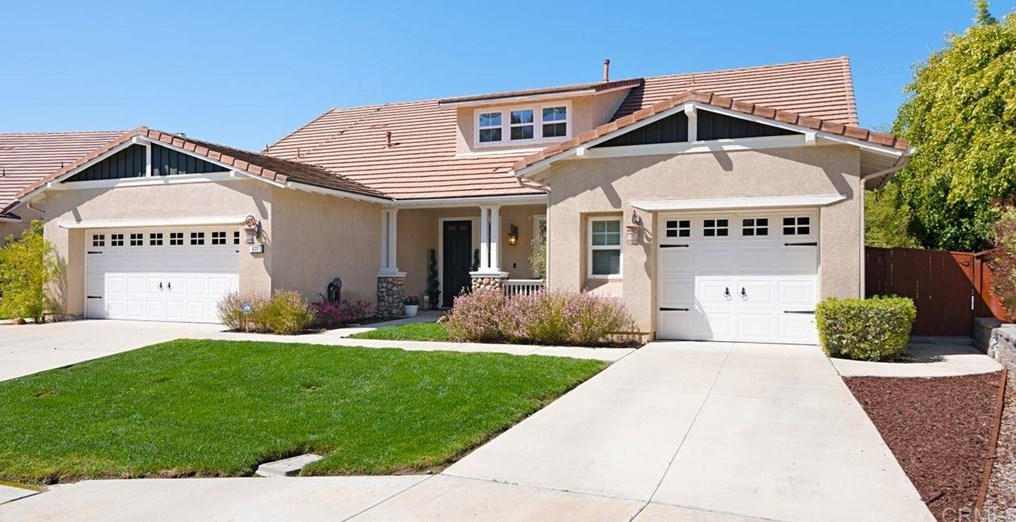 672 Ridgemont Cir, Escondido, CA 92027-5114