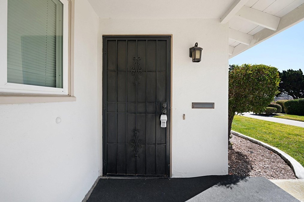 3655 Vista Campana N #10, Oceanside, CA 92057
