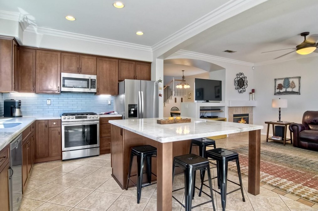 1468 Enchante Way, Oceanside, CA 92056