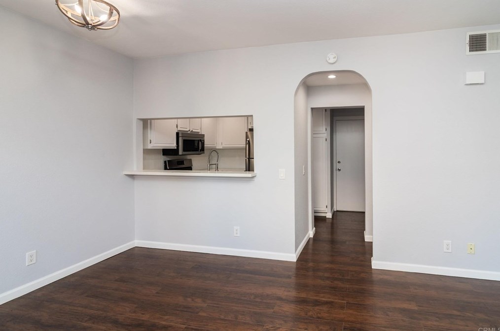 179 Mcafee Ct, Thousand Oaks CA 91360-2671 exterior