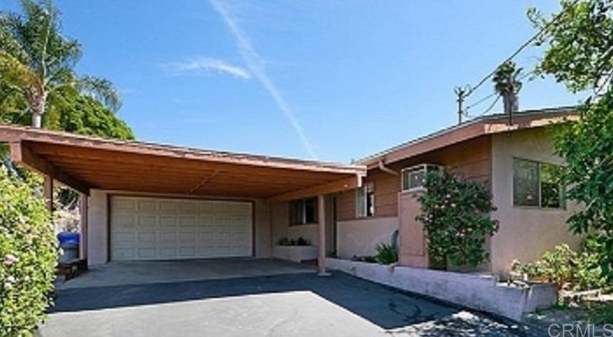 723 Vine St, Fallbrook, CA 92028-1534