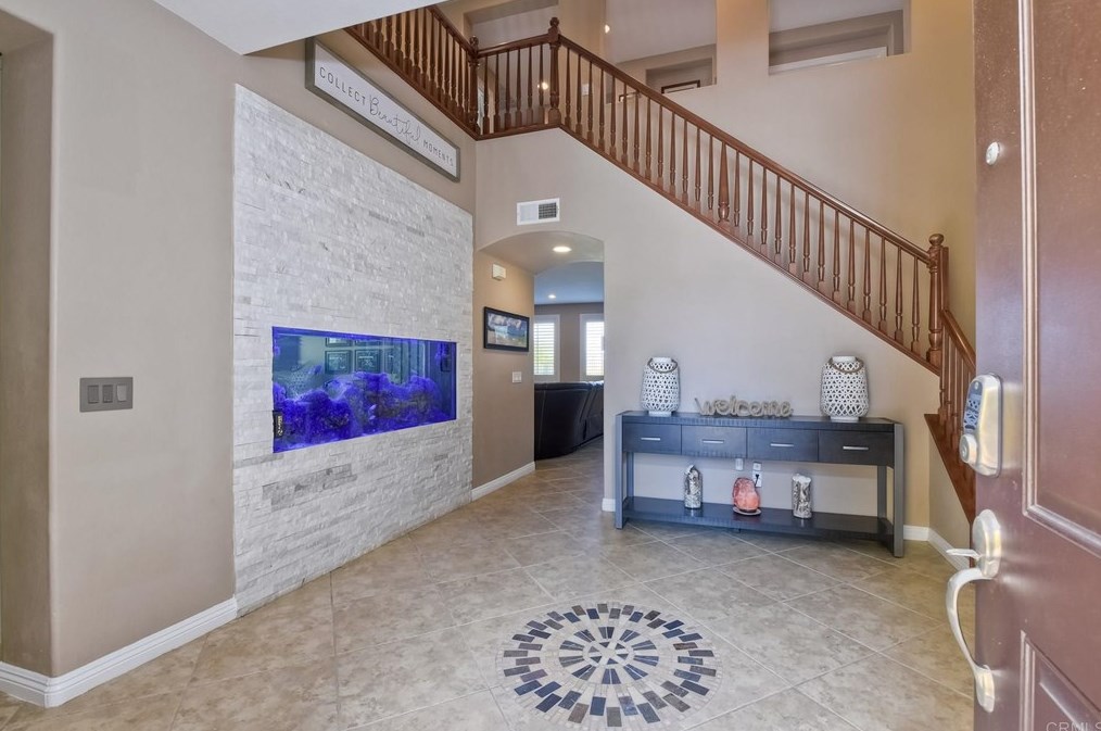 5298 Willow Walk Rd, Oceanside, CA 92057