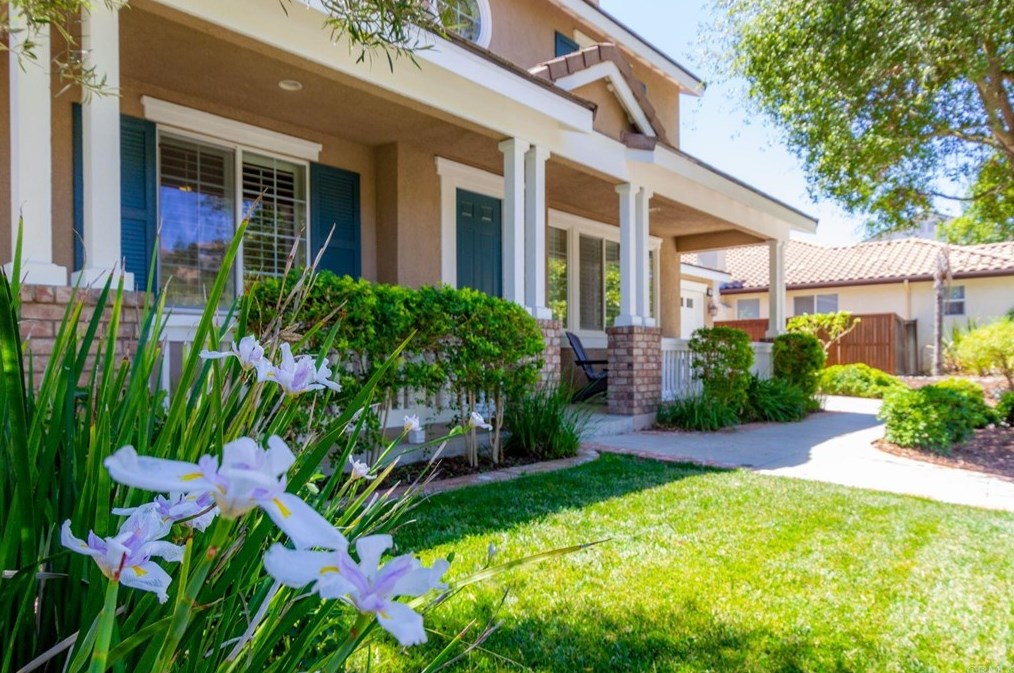 10563 Laurel Path, Escondido, CA 92026-7319