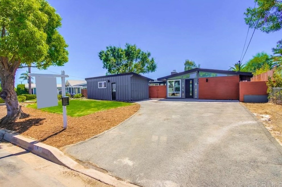 336 Salina Ct, Vista, CA 92083