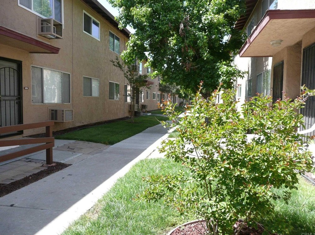9723 Winter Gardens Blvd #136, Lakeside, CA 92040