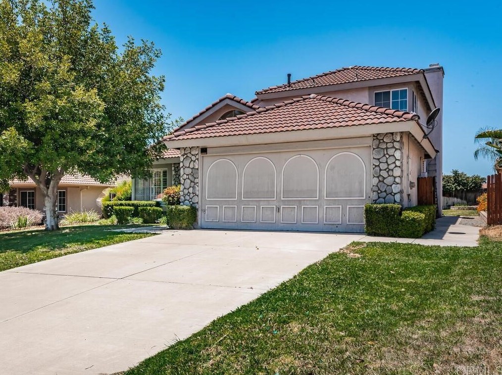 39511 Seven Oaks Dr, Murrieta, CA 92562-3104