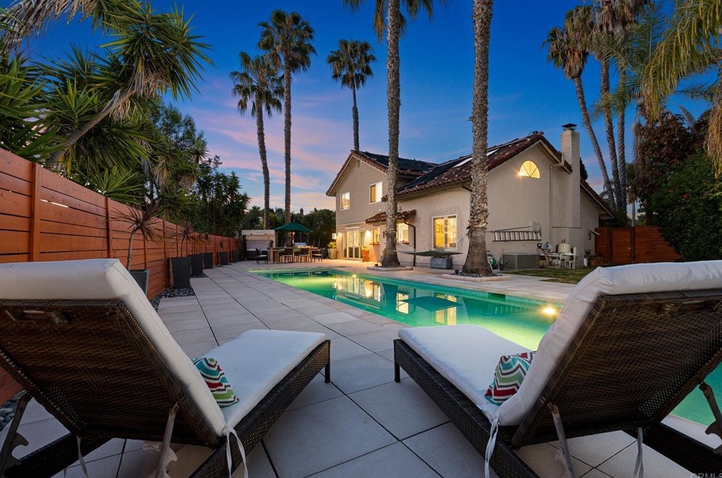 2110 Vuelta Ct, Carlsbad, CA 92009