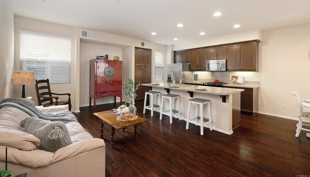 2431 Sentinel Ln, San Marcos, CA 92078