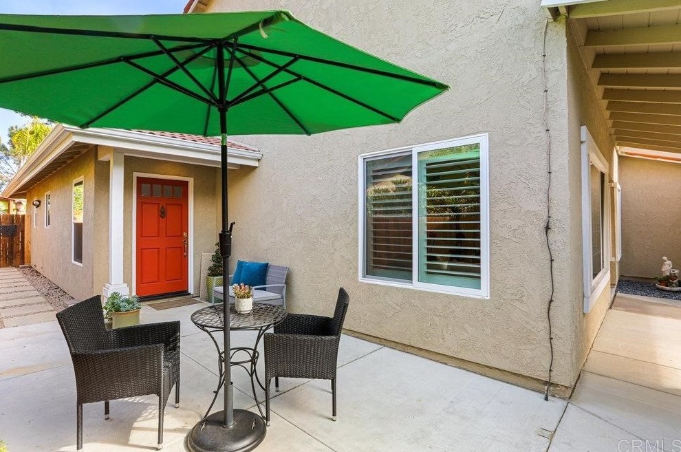12923 Biscayne Cv, Del Mar CA  92014-3817 exterior