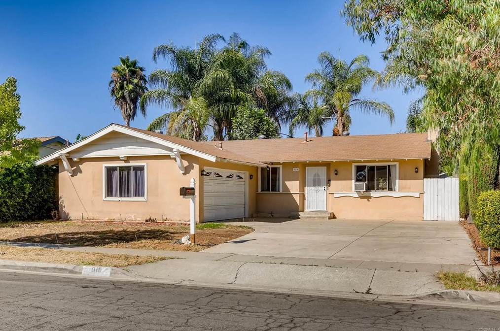 910 Daisy St, Escondido, CA 92027
