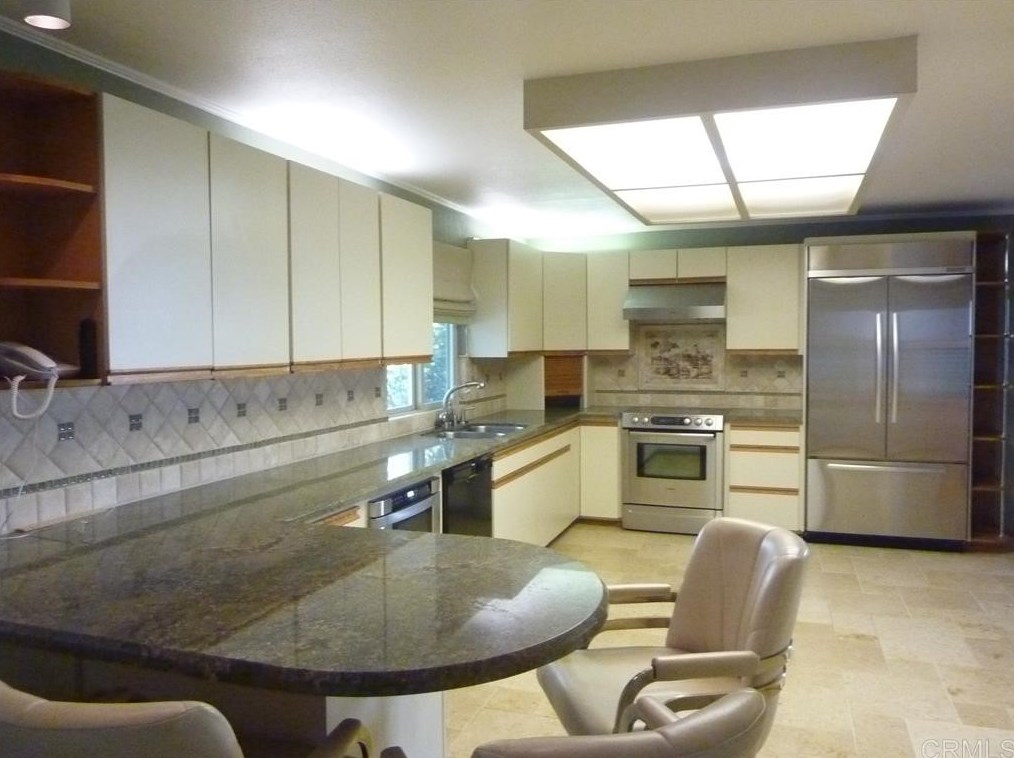 5865 Cozzens St, San Diego, CA 92122