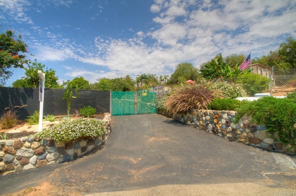 250 Neil, Vista, CA 92084