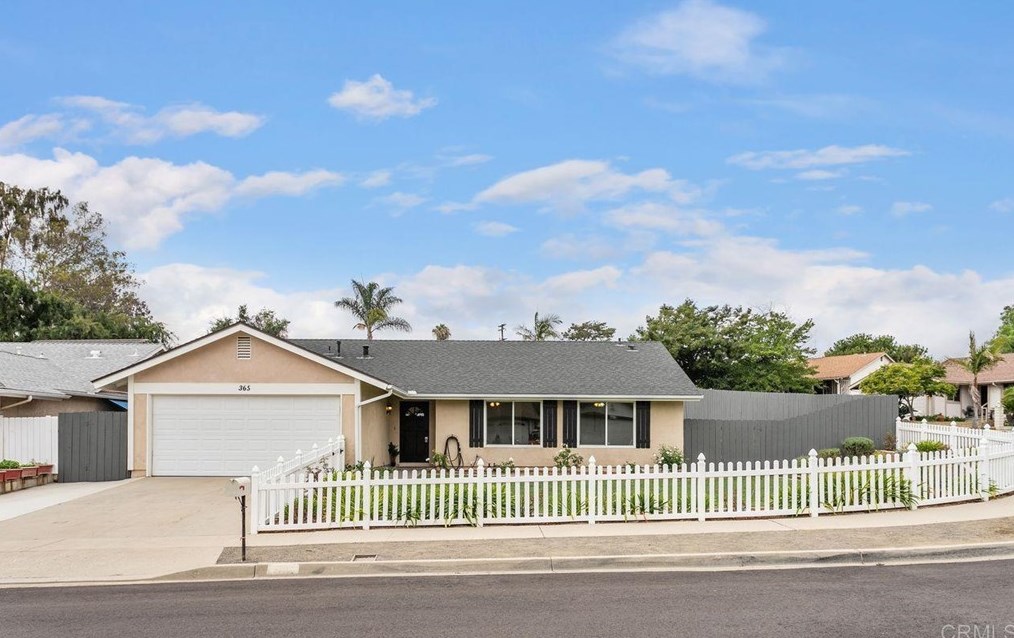 365 Rancho Vista Pl, Vista, CA 92083