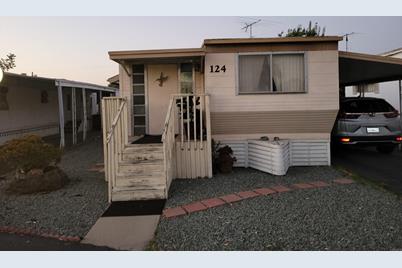 1425 Second #124 - Photo 1