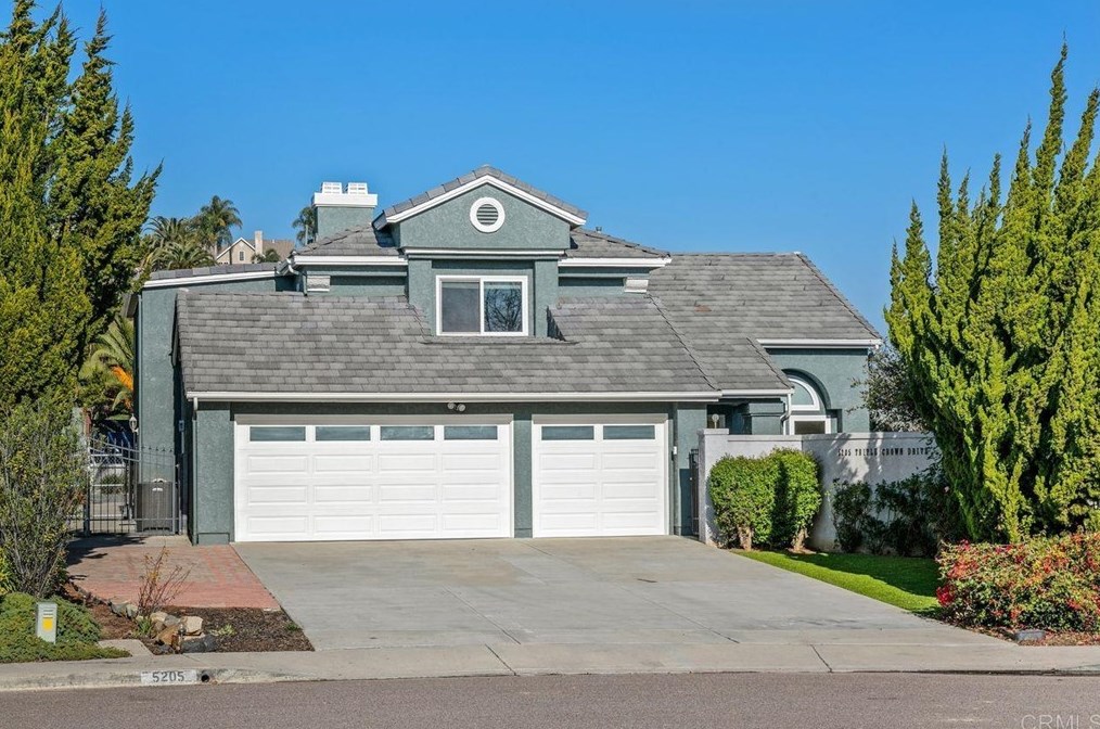 5205 Triple Crown Dr, Bonsall, CA 92003