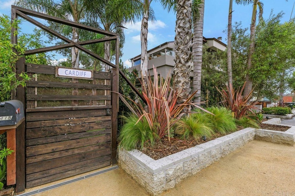 2409 Cambridge Ave, Cardiff by the Sea, CA 92007
