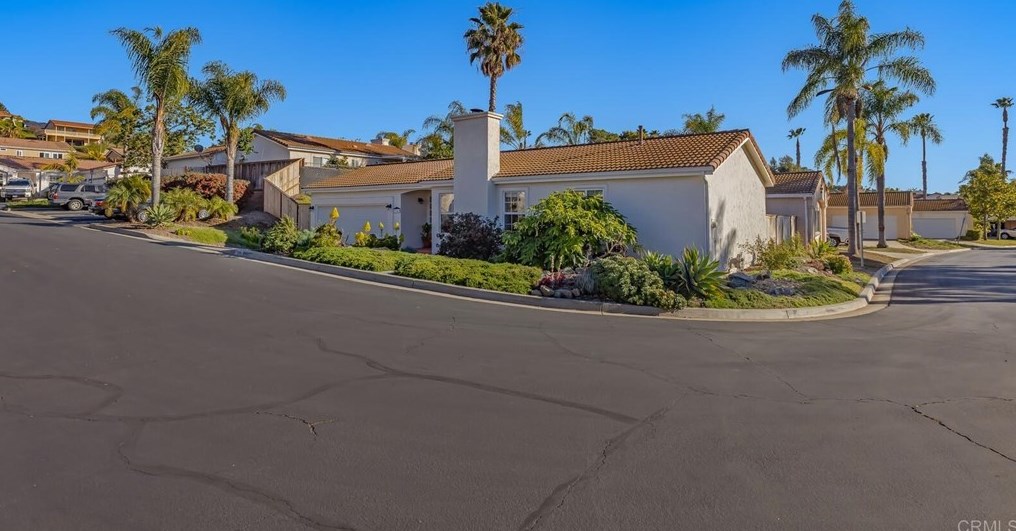 2241 Dante Terrace, Vista, CA 92084