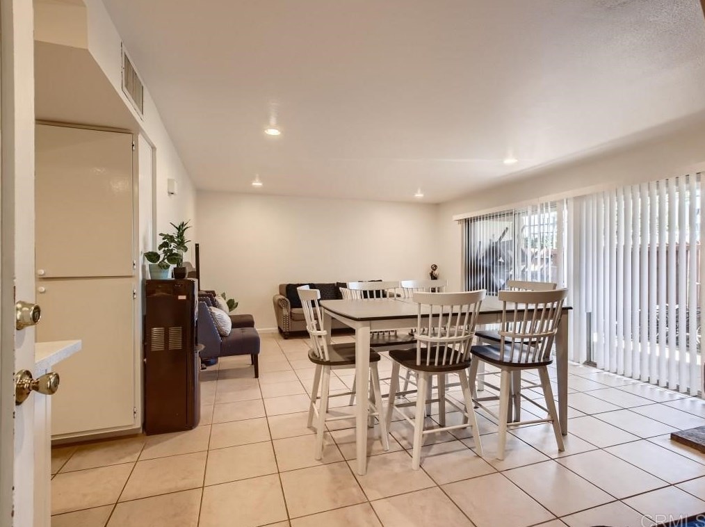 475 N Midway Dr #117, Escondido, CA 92027
