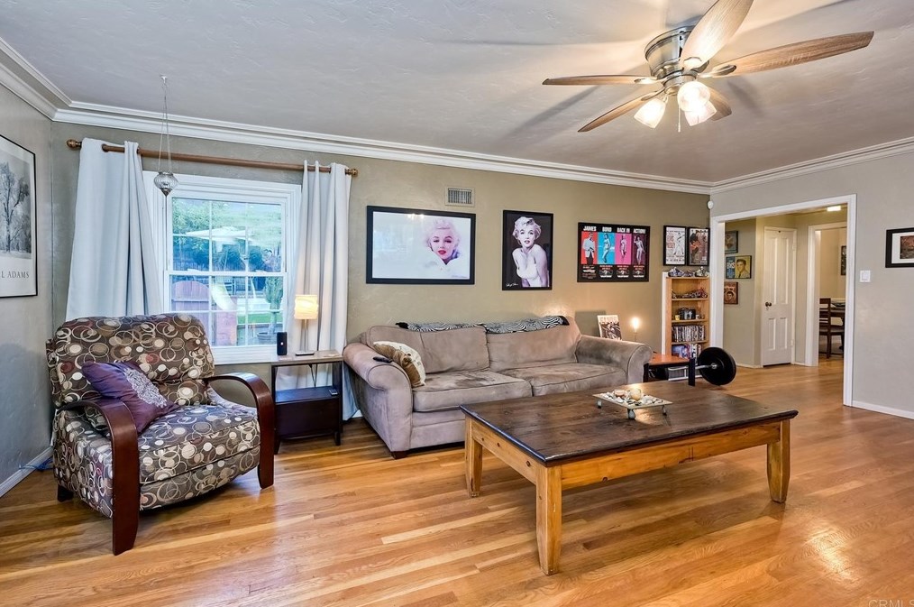 8845 Greenview Pl, Spring Valley CA  91977-1018 exterior