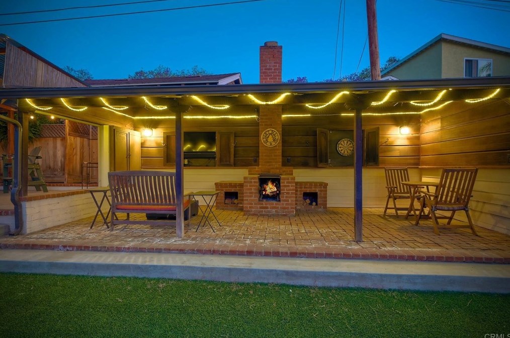 8845 Greenview Pl, Spring Valley CA  91977-1018 exterior
