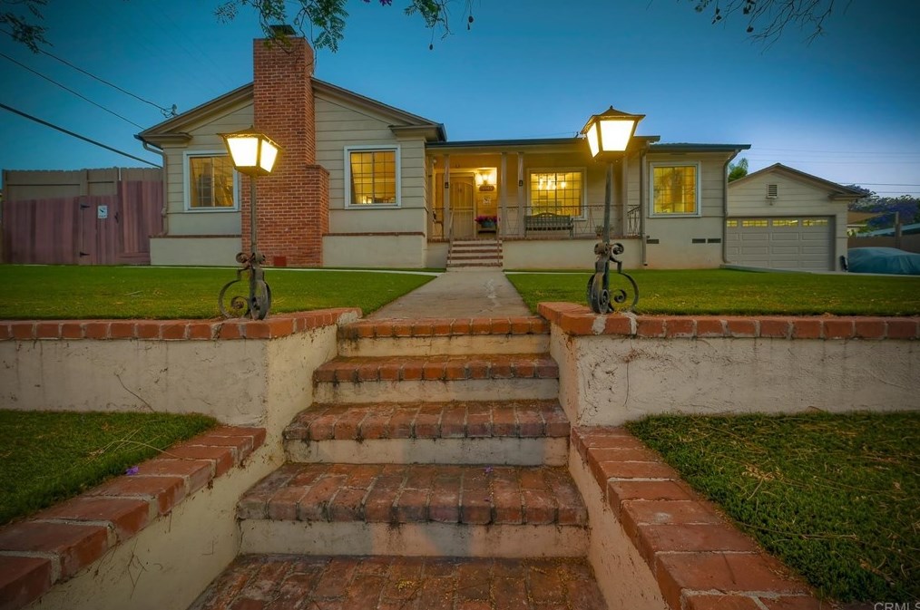 8845 Greenview Pl, Spring Valley CA  91977-1018 exterior
