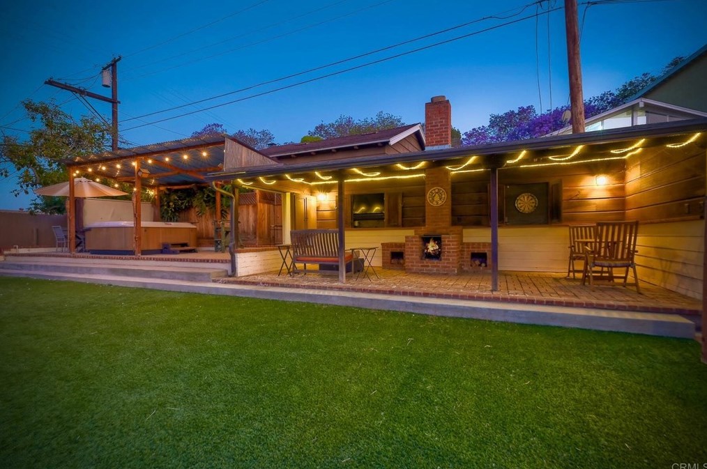 8845 Greenview Pl, Spring Valley CA  91977-1018 exterior