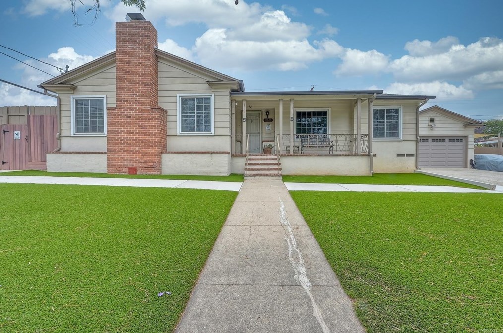8845 Greenview Pl, Spring Valley CA  91977-1018 exterior