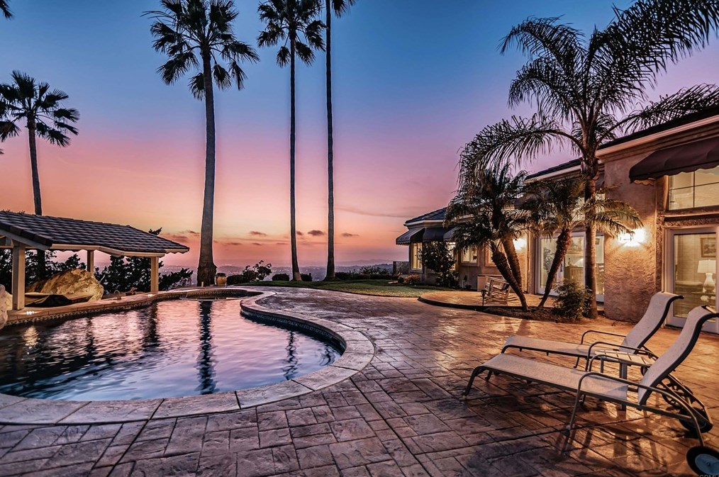 3009 Deeb Ct, Vista, CA 92084