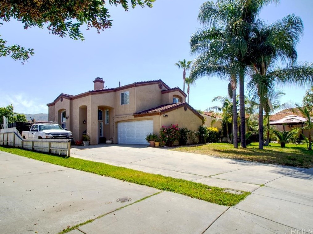 617 Iona Ct, Escondido, CA 92027-1832