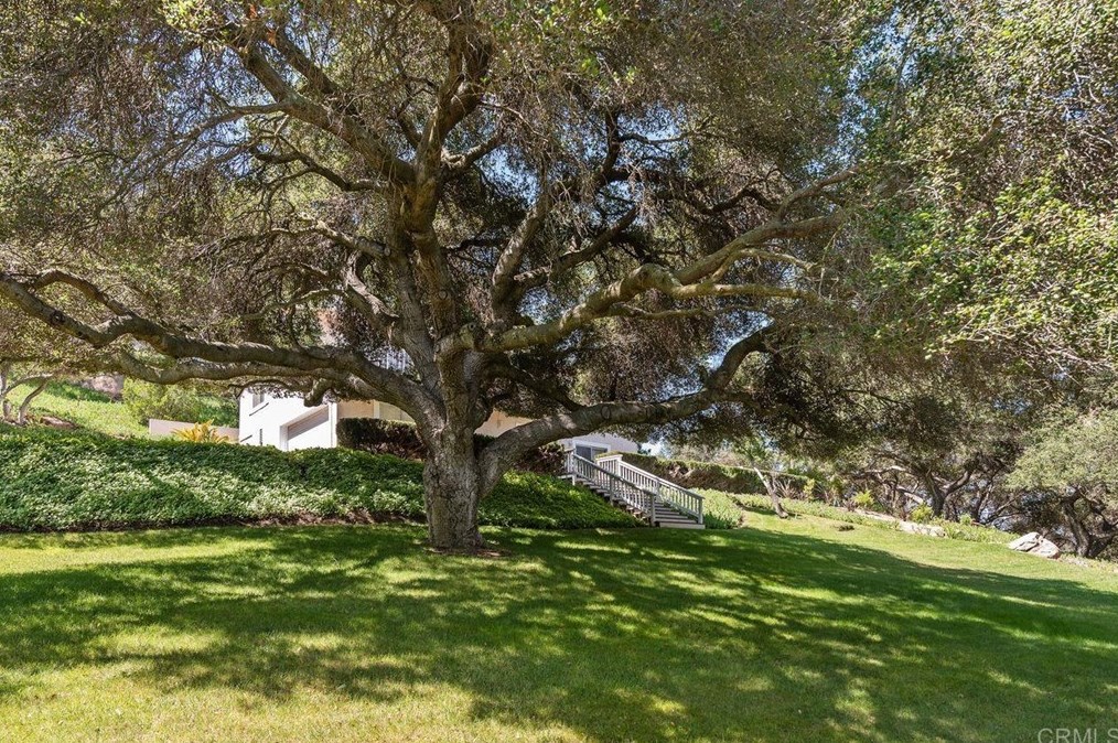 28517 Valley Center Rd, Valley Center, CA 92082