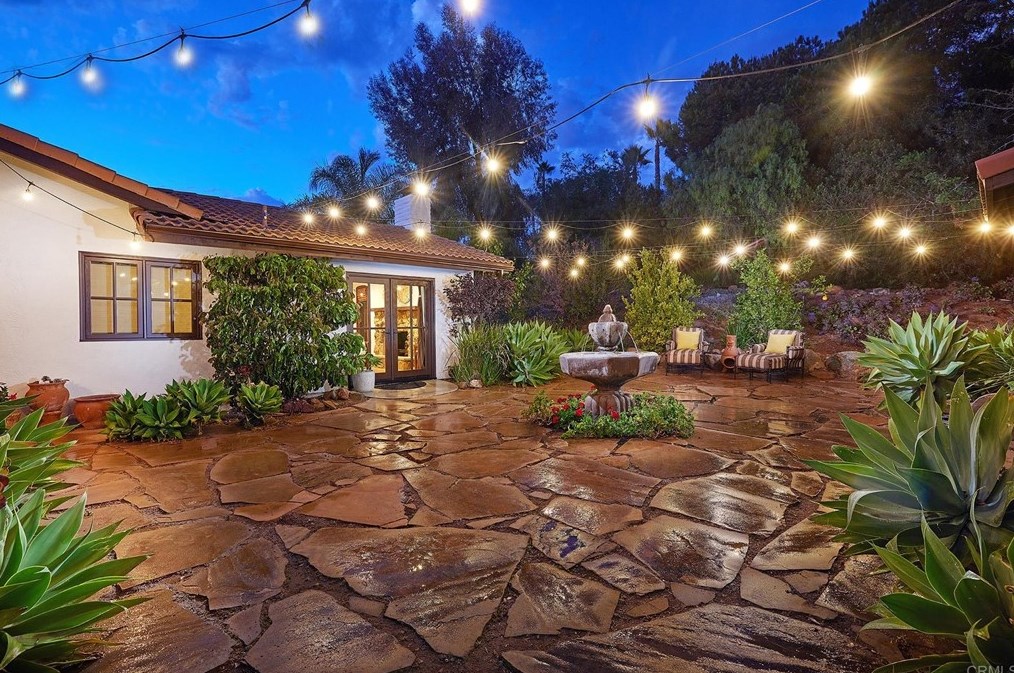 3182 Lone Jack Rd, Encinitas CA  92024-7009 exterior