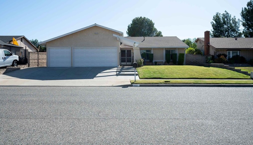 757 Holbrook Ave, Simi Valley, CA 93065