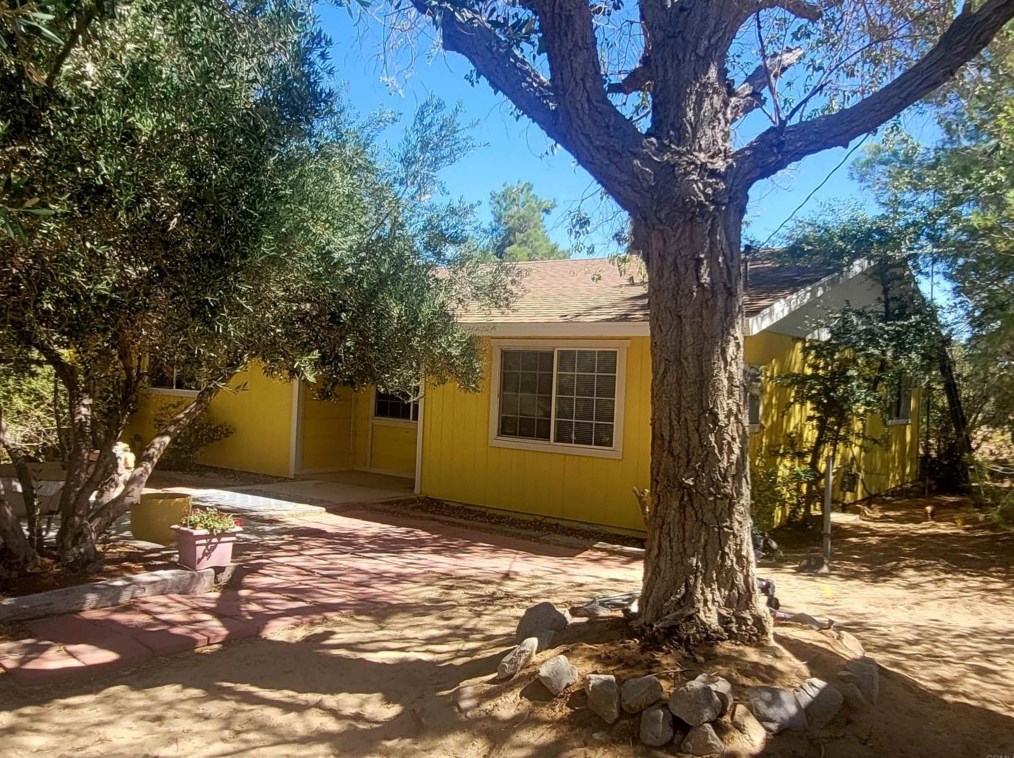 9353 Cody Rd, Lucerne Valley, CA 92356