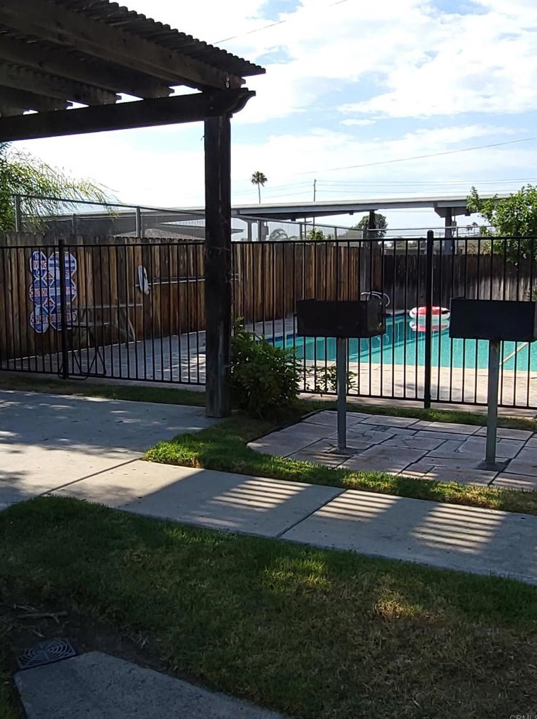 390 N 1st St #13, El Cajon, CA 92021