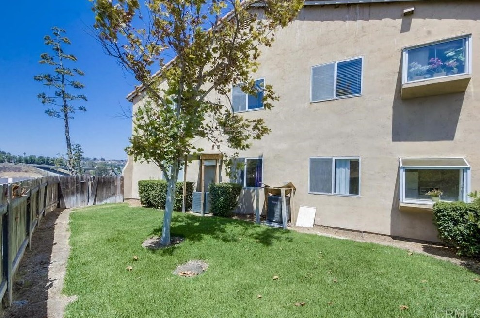 6454 Quarry Rd, Spring Valley CA  91977-6459 exterior