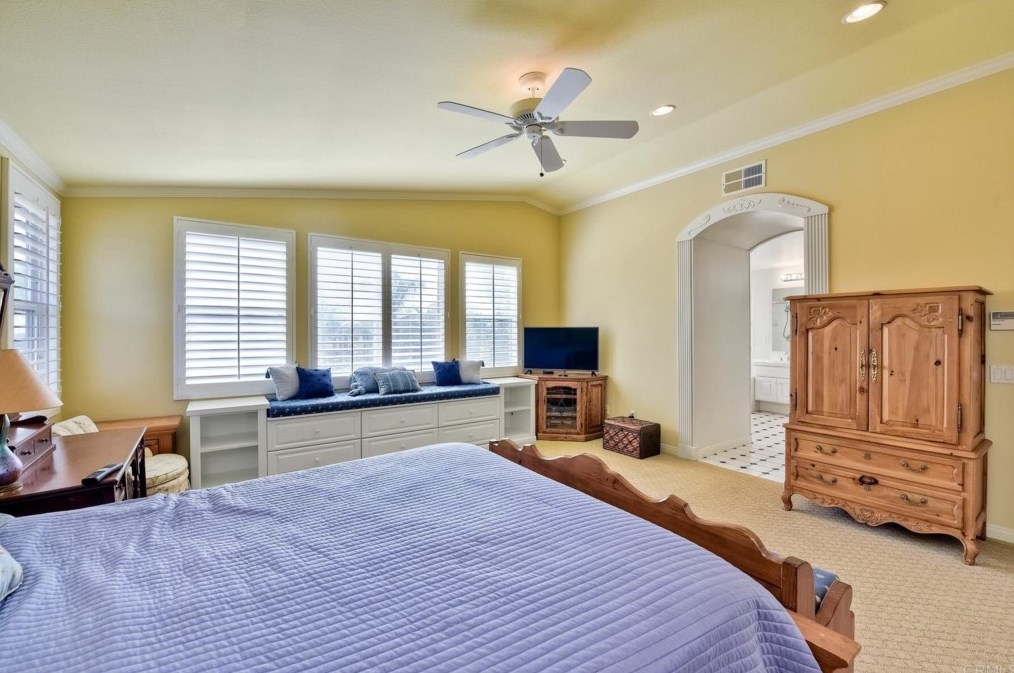 1118 Pacifica Ave, Chula Vista CA  91913-1550 exterior