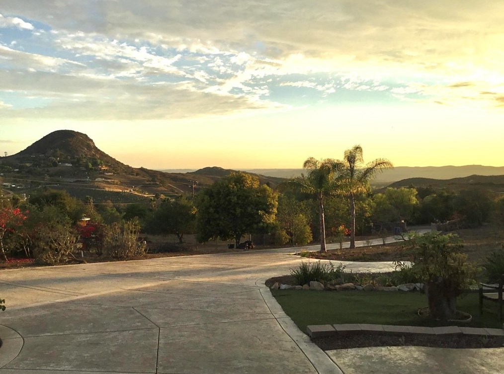 4592 Sleeping Indian Rd, Fallbrook CA  92028-8873 exterior