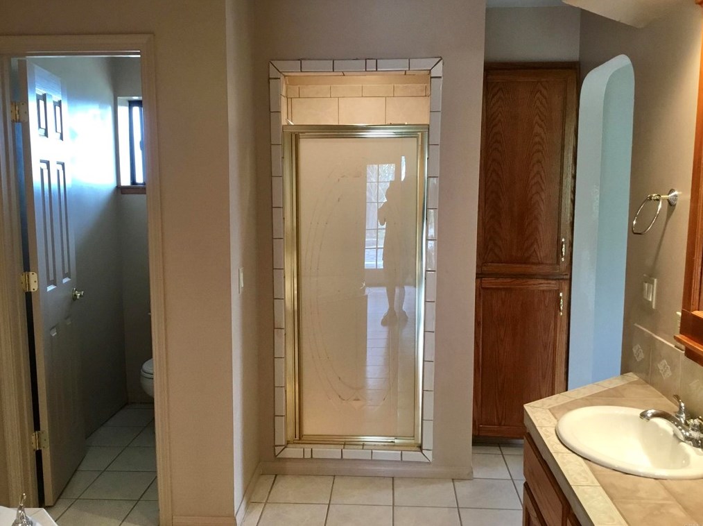 4592 Sleeping Indian Rd, Fallbrook CA  92028-8873 exterior