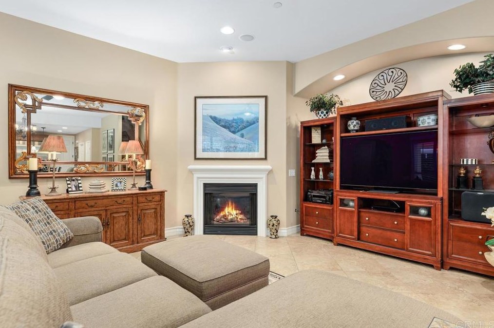 535 N Cedros Ave, Solana Beach, CA 92075