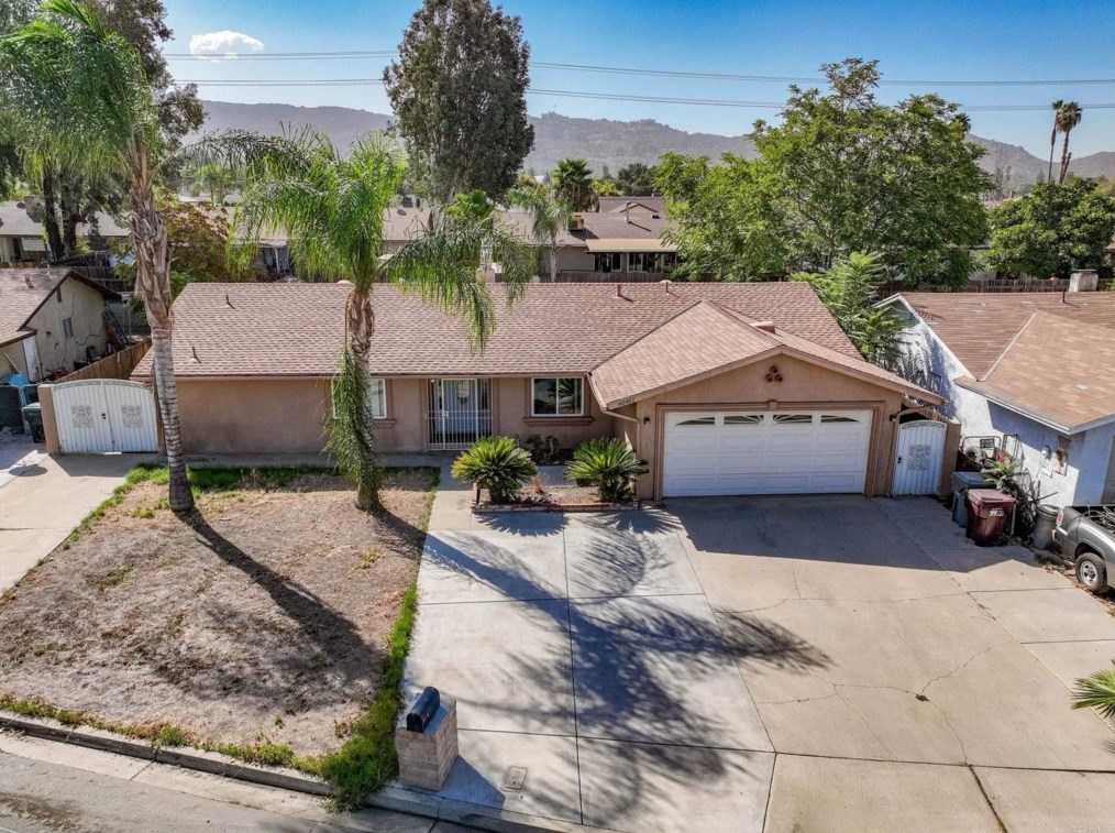 40463 Marsha Ct, Hemet, CA 92544-7344