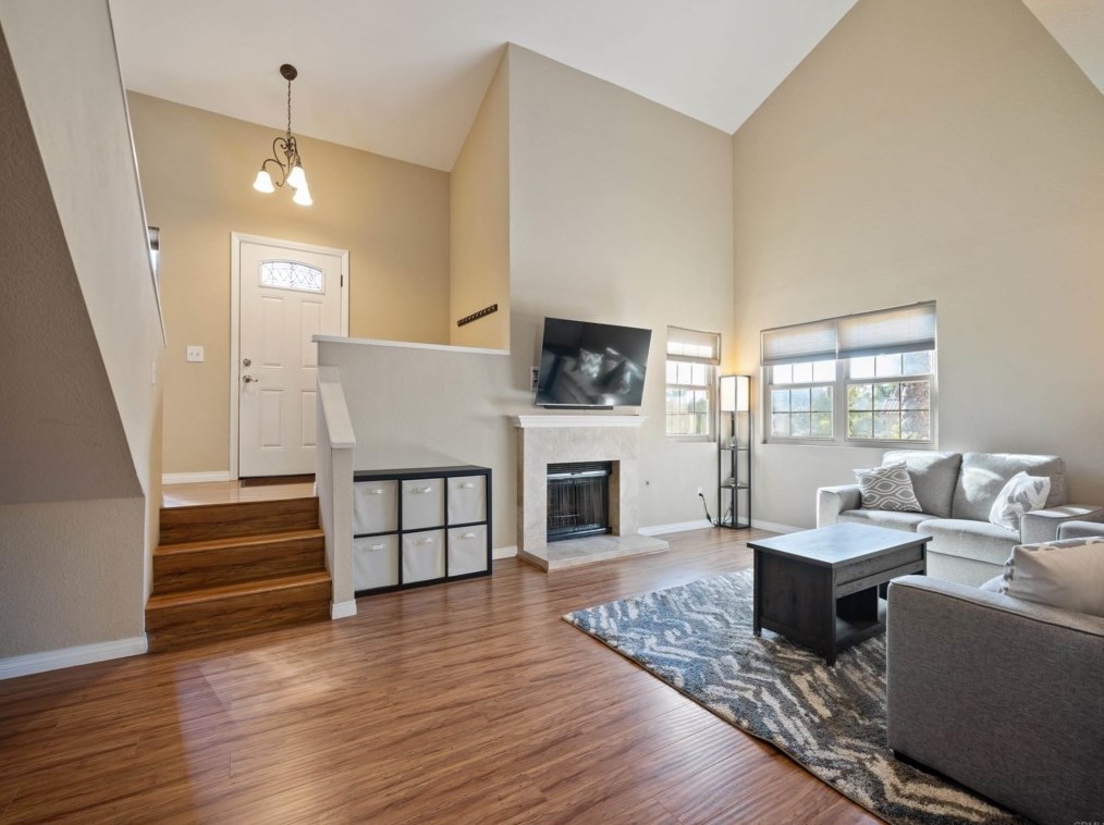 1268 Avocado Ave, Escondido CA  92026-2417 exterior