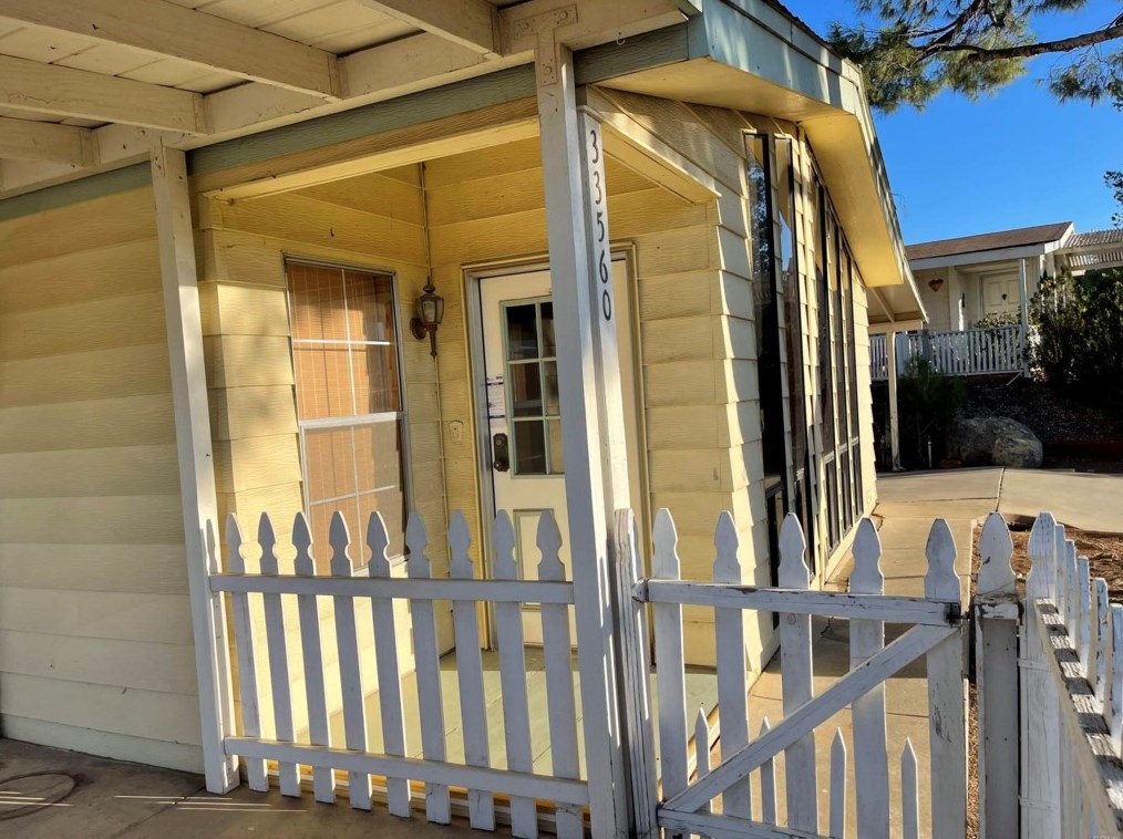 33560 Plowshare Rd, Wildomar, CA 92595