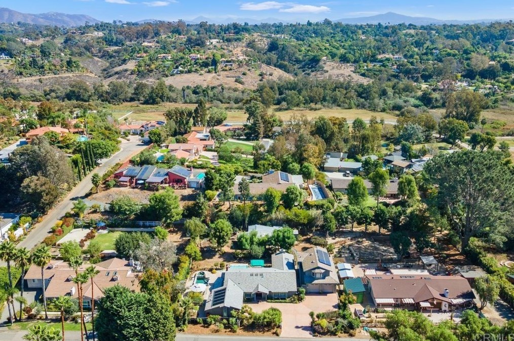 233 233a Cole Ranch Rd, Encinitas, CA 92024