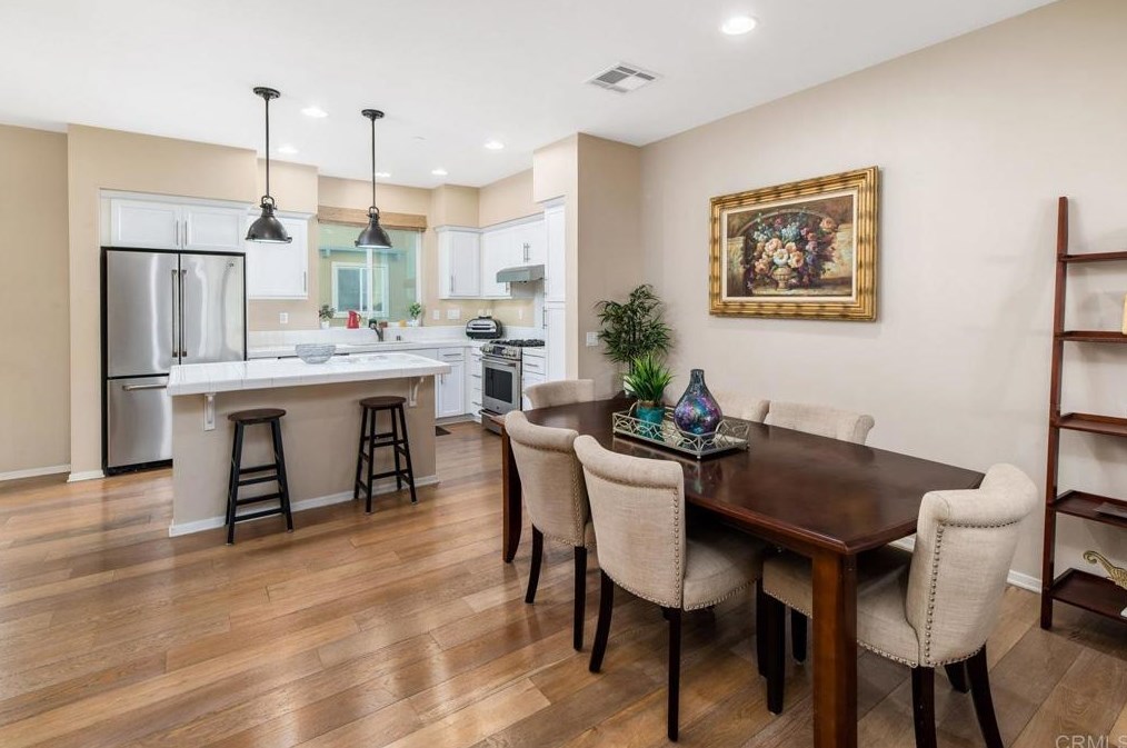 211 S Orange St #106, Escondido, CA 92025