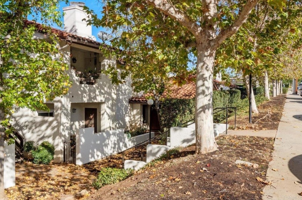 2425 Cranston Dr #222, Escondido, CA 92025