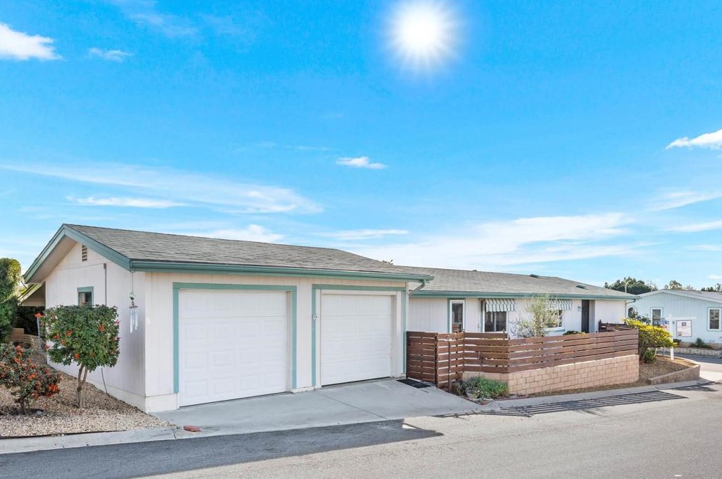 1187 Via Santa Paulo, Vista, CA 92081