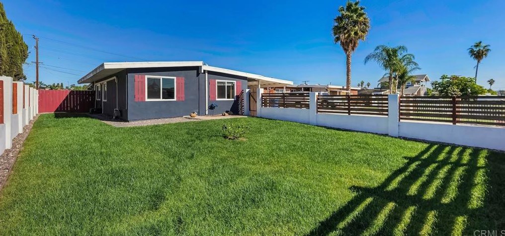 1031 Hilltop Dr, Chula Vista, CA 91911-2203