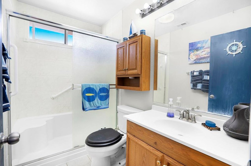 107 Silvercreek Dr, Santee CA  92071-6908 exterior