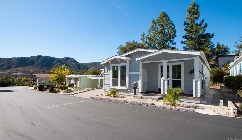 8975 Lawrence Welk Dr #133, Escondido, CA 92026